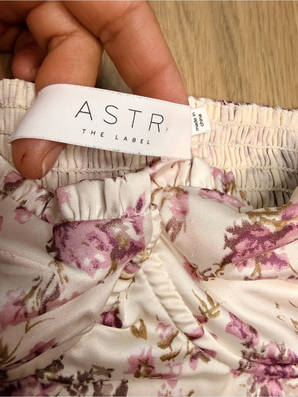 ASTR The Label Floral Sweatheart Neck Underwire Ruffle Ruched Satin Top Sz M - Picture 7 of 11
